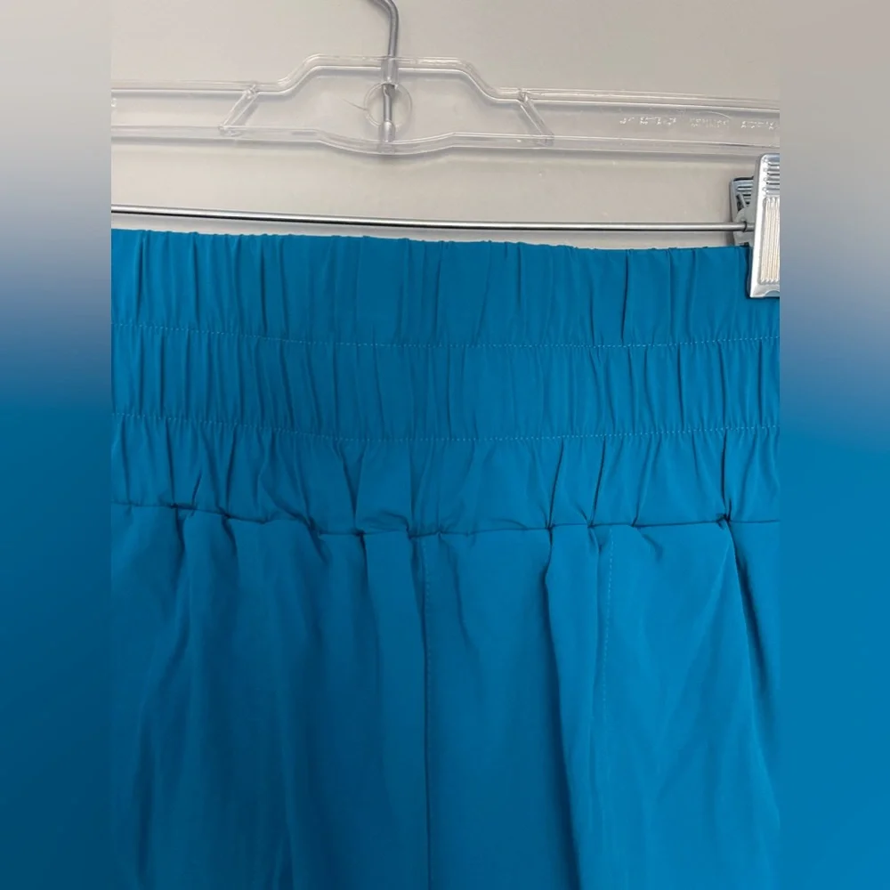 Joylab high waisted flowy shorts - Picture 4 of 5